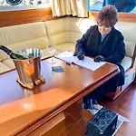 船屋 Delphin 4 Odysea It