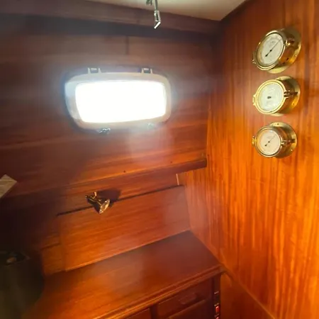 Delphin 4 Odysea It * סנרמו