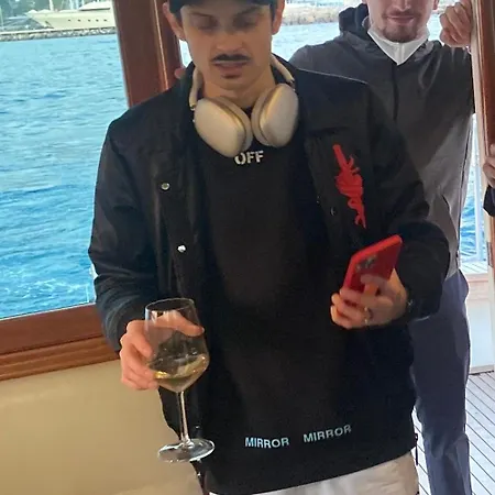 Botel Delphin 4 Odysea It Sanremo